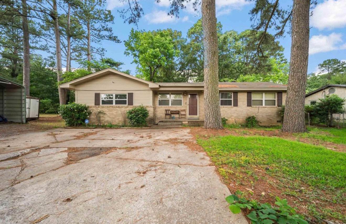 Instagram - 7924 Mabelvale Cut Off Rd | Mabelvale, AR 1.26 acres...