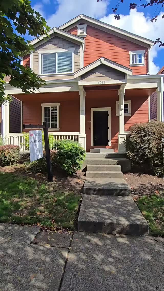 🏡 A new price in one of Lacey’s most desirable neighborhoods 👀 This 3-bedroom home in Edgewater offers just under 1,800 sq ft, an open-concept main level, gas fireplace, upstairs laundry, and HOA-maintained landscaping. But the neighborhood is a big part of the appeal—parks, sports courts, walking trails that lead toward the Puget Sound. 🌲 And it just had a price drop! Want the price, full details, or to see it in person? 👇 Comment EDGEWATER and I’ll send you the details to schedule a private tour! 📲 Ashleigh Camberg | REALTOR® PCS Home Group 📞 360-513-9034 📧 acamberg@pcshomegroup.com Listed by Heather Karl | Keller Williams Eastside #LaceyWA #EdgewaterLacey #LaceyRealEstate #ThurstonCountyRealEstate #JBLMRealEstate WashingtonRealEstate