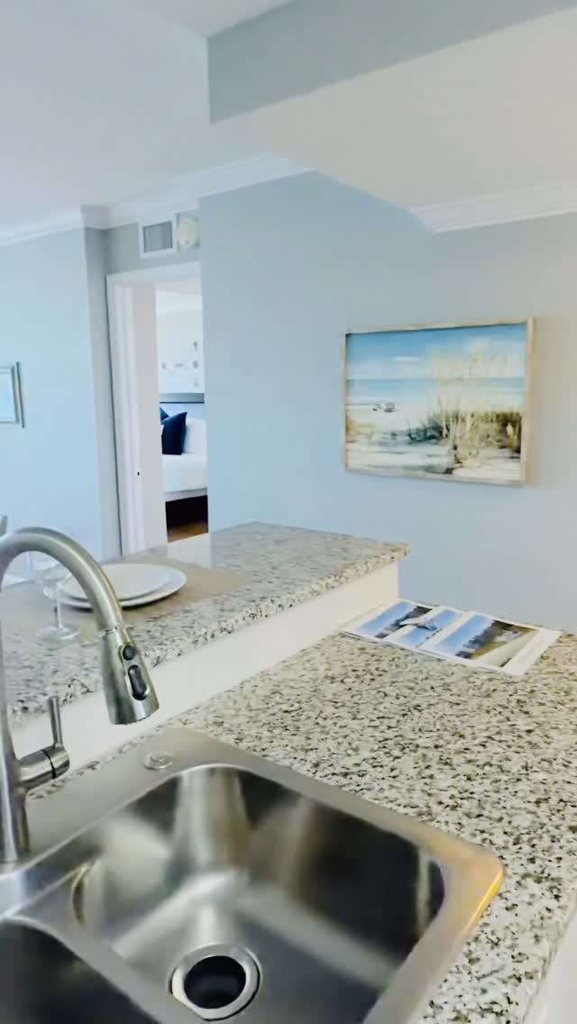 2/2 condo rental in St Pete. 7 day minimum