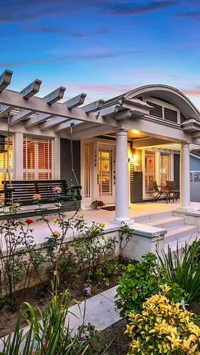 Leslie LA Home